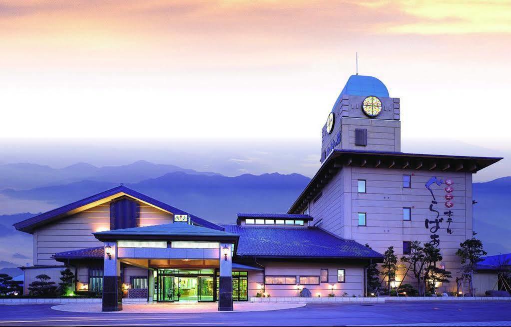 Hotel Gurabatei Awara Екстер'єр фото
