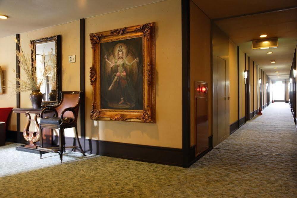 Hotel Gurabatei Awara Екстер'єр фото